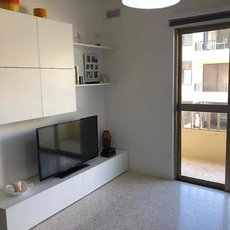 No 2 Bullfinch Court Apartament